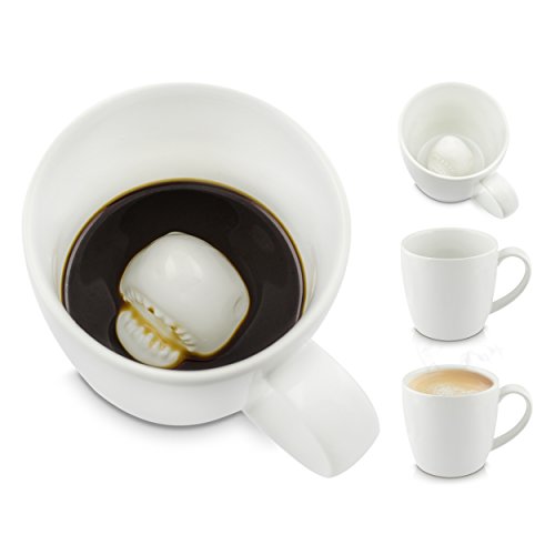Grinscard Keramik Tasse mit Überraschungseffekt – Weiß Haiattacke Design 0,25l – Lustige Kaffeetasse als Geschenkidee - 2