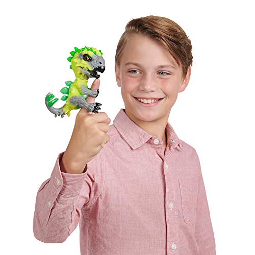 Untamed Fingerlings WowWee Radioaktive Dinos-Serie ohne Zähmung, Stegosaurus - 4